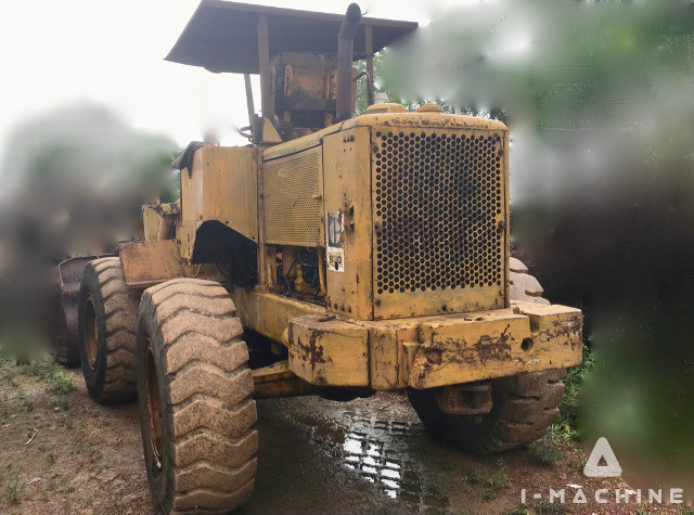 CATERPILLAR 930