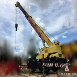 Cranes KATO KR20H-III Rough Terrain Crane MALAYSIA, JOHOR