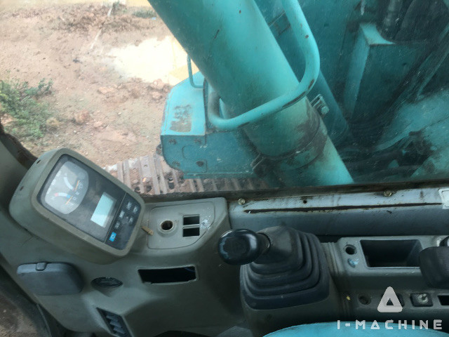 KOBELCO SK135SR