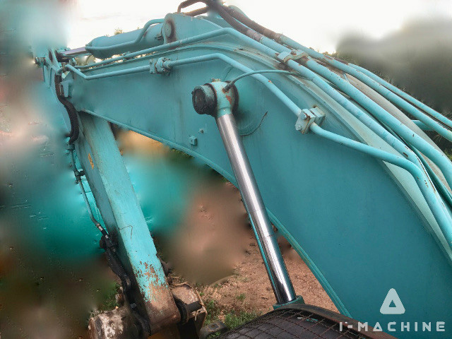 KOBELCO SK135SR