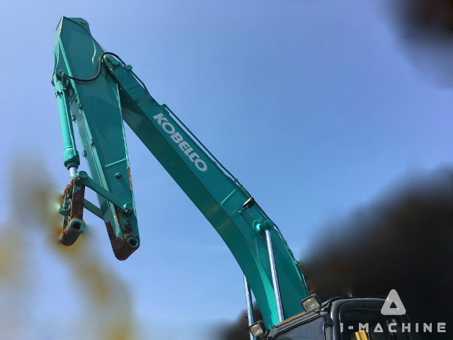 KOBELCO SK210LC-8