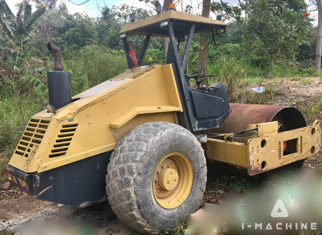 BOMAG BW211D-3