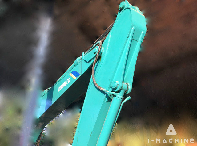 KOBELCO SK200-5 super