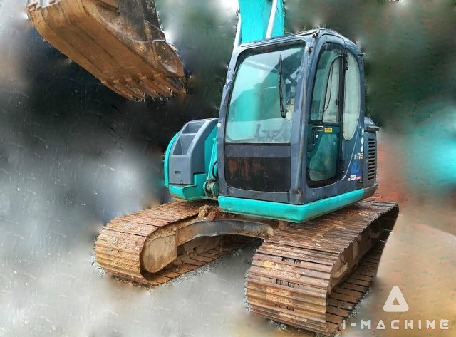 KOBELCO SK135SR