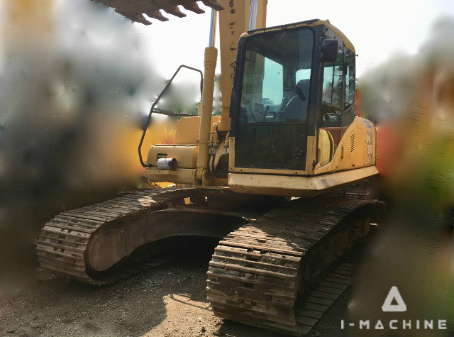 KOMATSU PC200LC-7