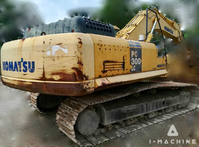 KOMATSU PC300LC-7E0