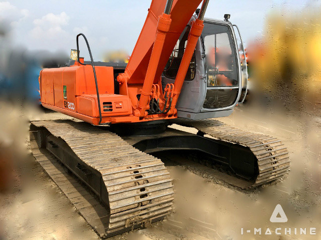 HITACHI EX200LC-5