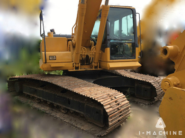 KOMATSU PC200-7