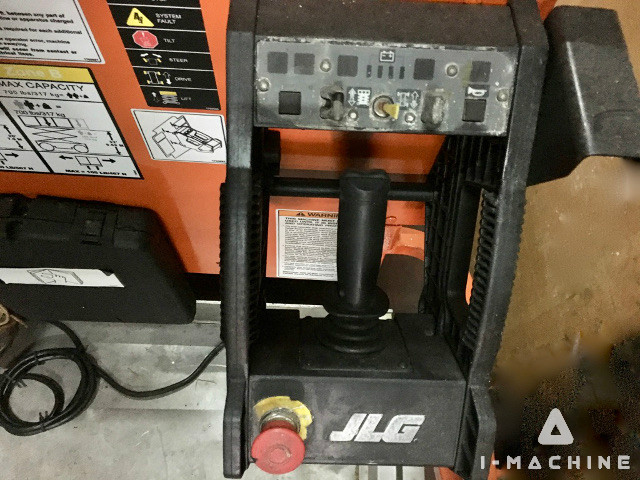 JLG 3246ES