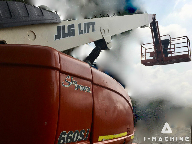 JLG 660SJ