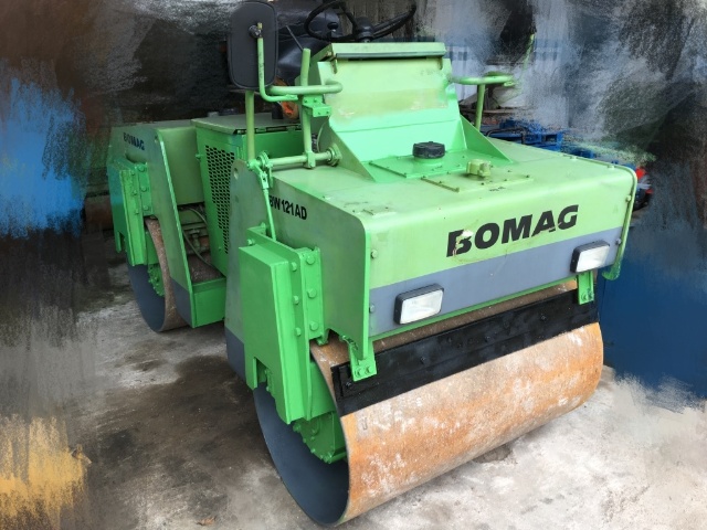 BOMAG BW121AD