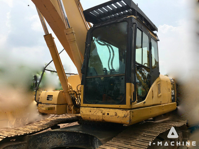 KOMATSU PC210-7