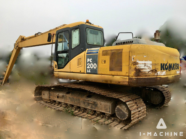 KOMATSU PC200LC-7