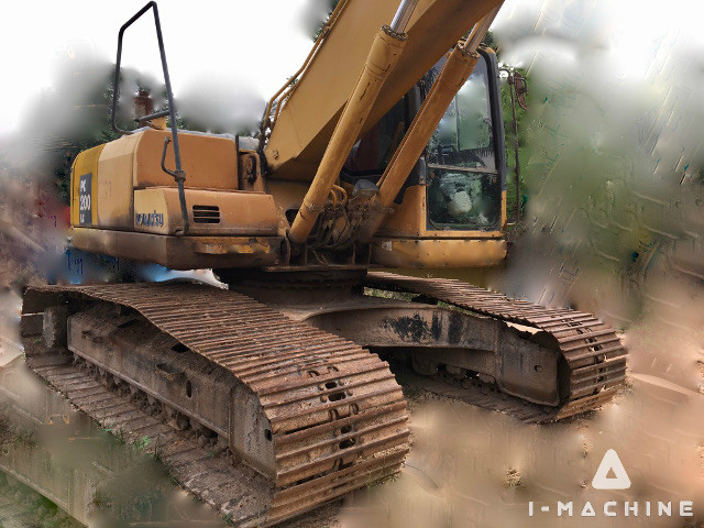 KOMATSU PC200LC-7