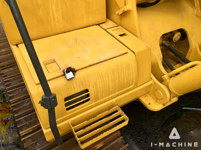 KOMATSU PC300-7