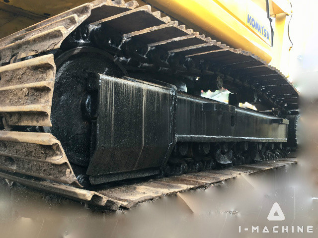 KOMATSU PC300-7