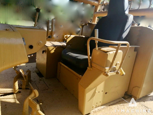 CATERPILLAR D6C