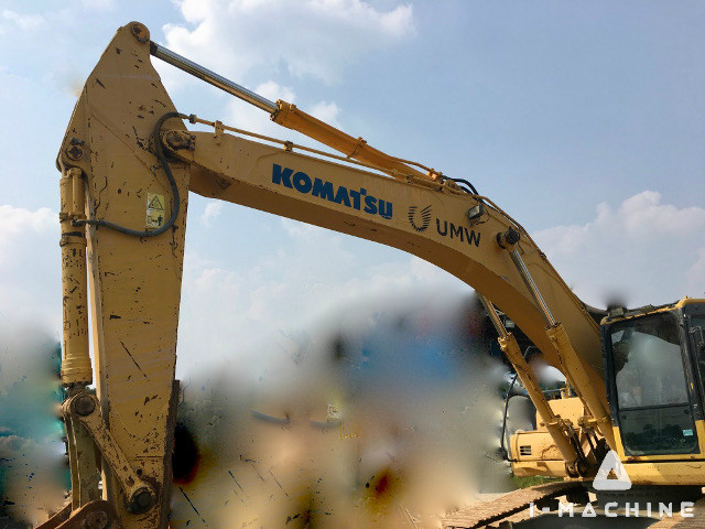 KOMATSU PC300LC-8