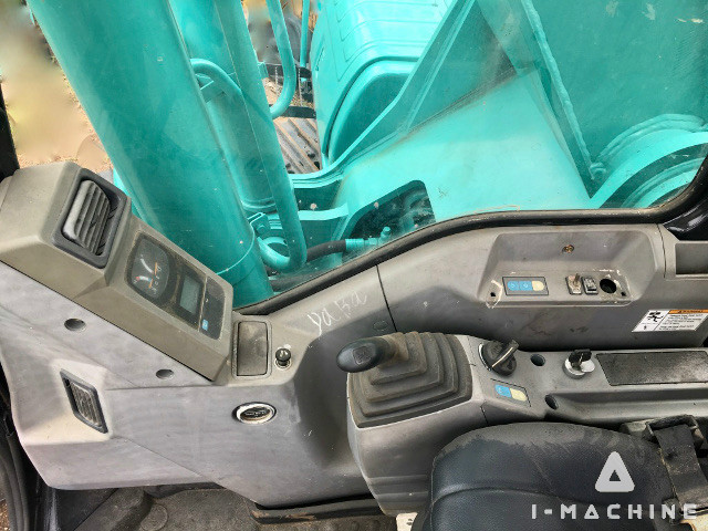 KOBELCO SK330-6