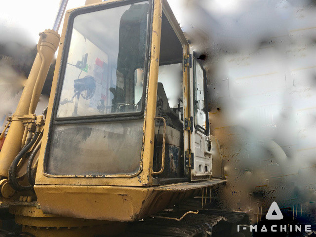 KOMATSU PC400-5