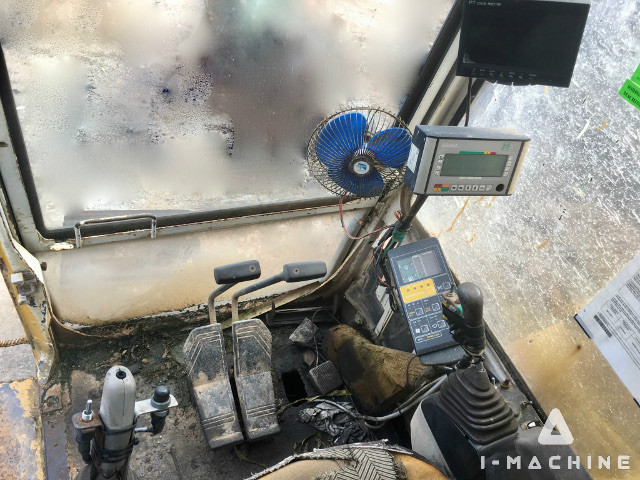 KOMATSU PC400-5