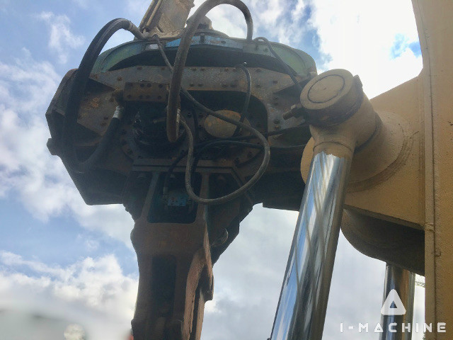 KOMATSU PC400-5