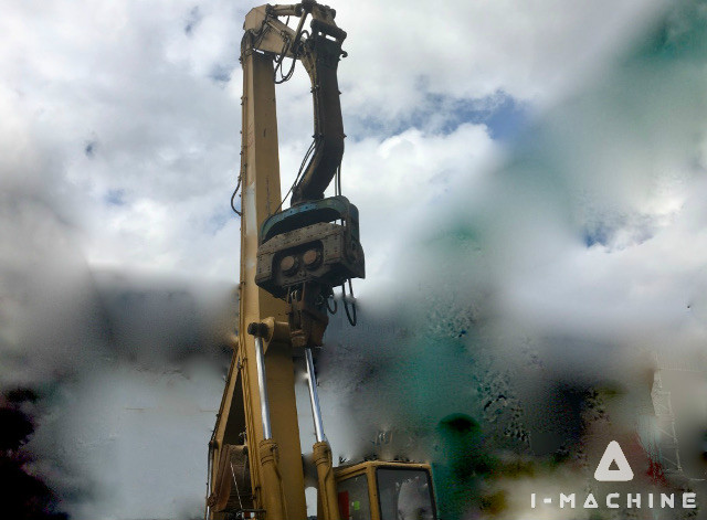 KOMATSU PC400-5
