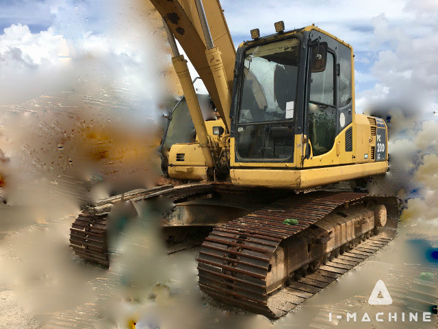 KOMATSU PC200LC-8