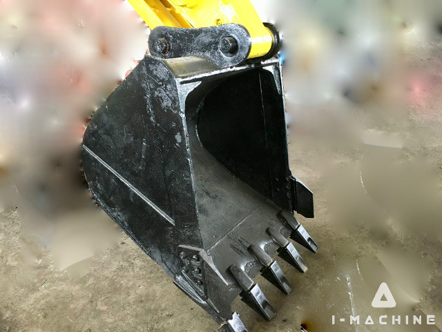 KOMATSU PC300-7EO