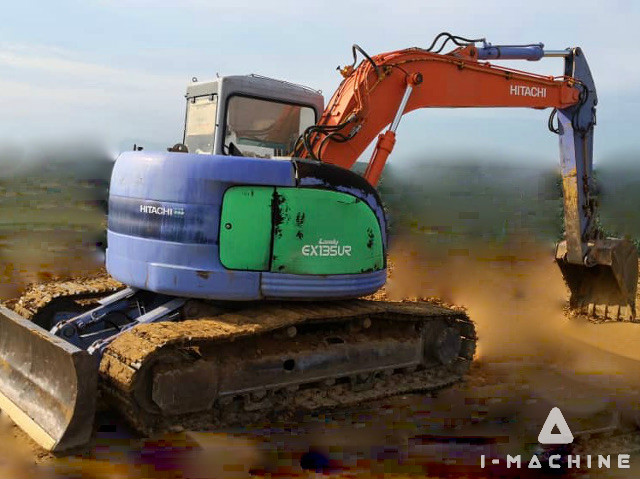 HITACHI EX135UR