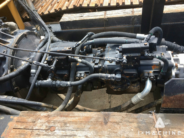 MOROOKA MST2200