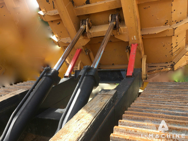 MOROOKA MST2200