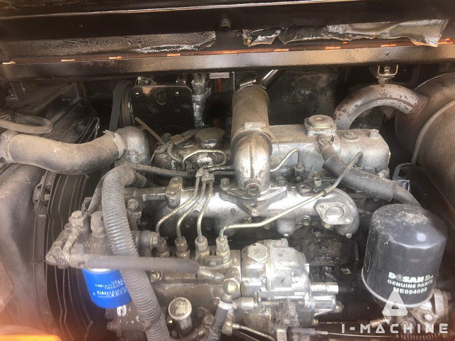 HITACHI ZX75US
