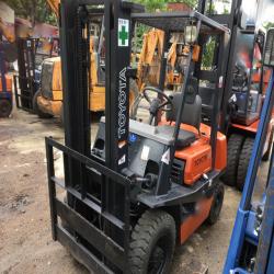 Forklifts TOYOTA 4FD20 Diesel Forklift MALAYSIA, JOHOR