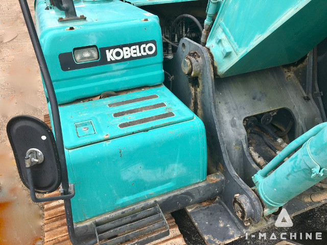 KOBELCO SK200-8