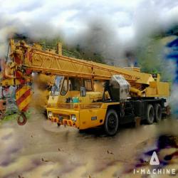Cranes KOBELCO T200 Mobile Crane MALAYSIA, PAHANG