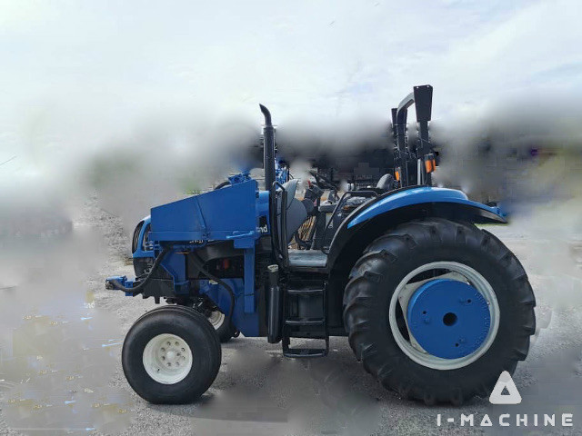 NEW HOLLAND TS110