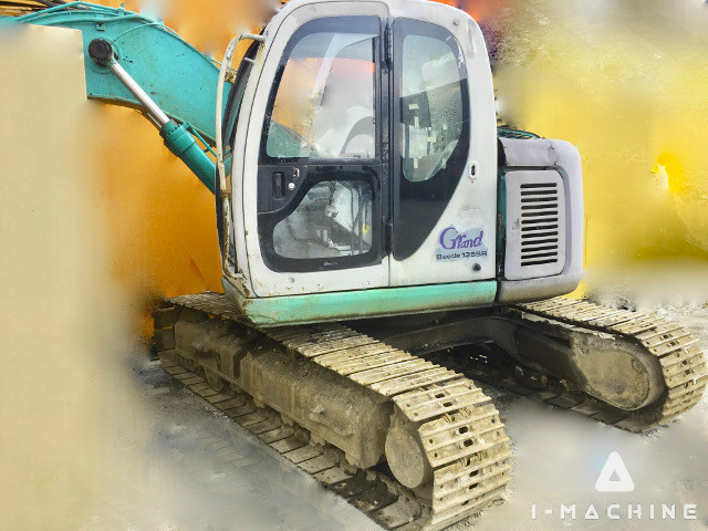 KOBELCO SK135SR