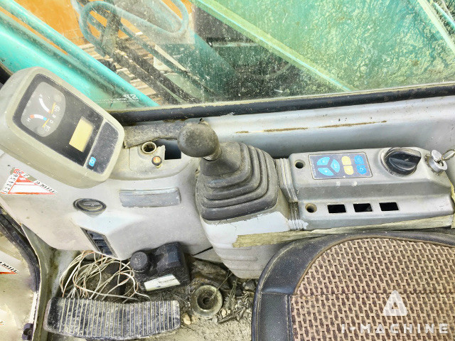 KOBELCO SK135SR