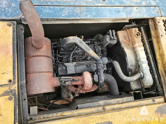 KOMATSU PC100-5