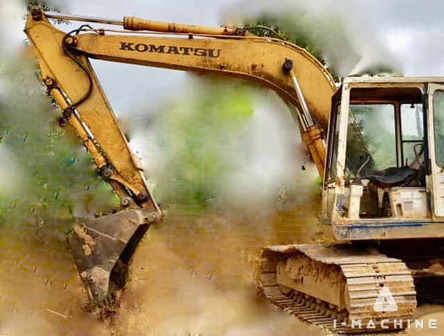 KOMATSU PC100-5