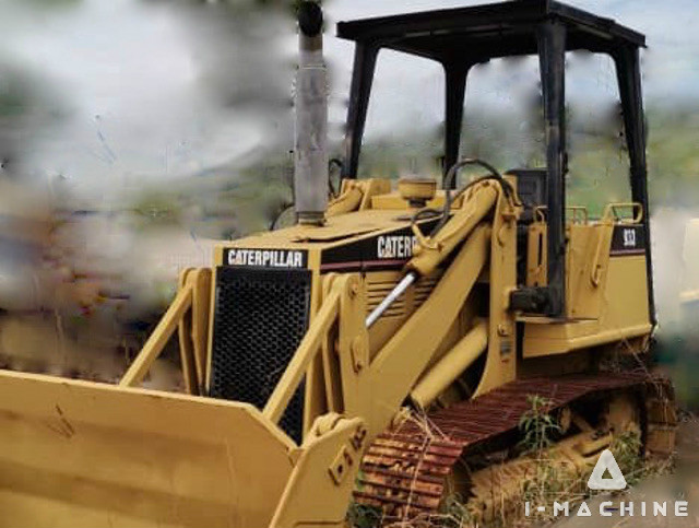 CATERPILLAR 933