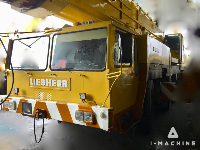 LIEBHERR LTM1200N