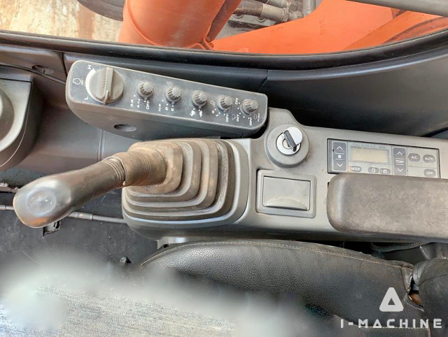 HITACHI ZX200HHE