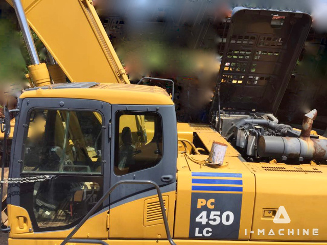 KOMATSU PC400-7