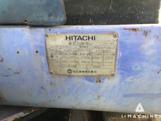 HITACHI EX30