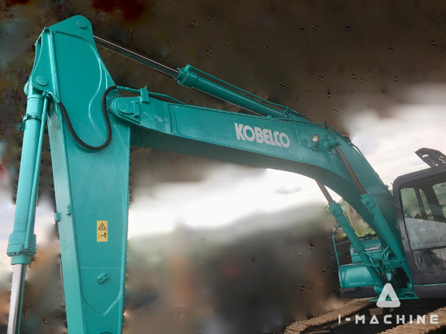 KOBELCO SK210LC-8