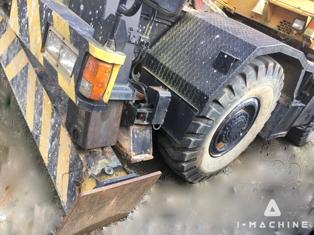 TADANO TR250M5