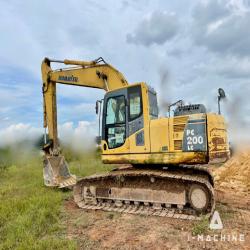 Excavator KOMATSU PC200-8 Crawler Excavator MALAYSIA, JOHOR
