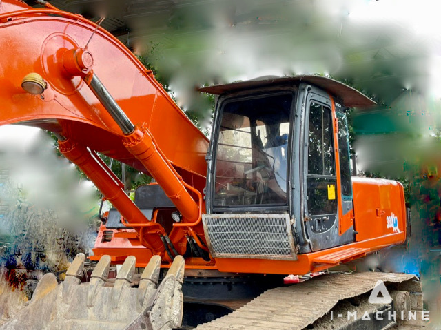 HITACHI EX330LC-5